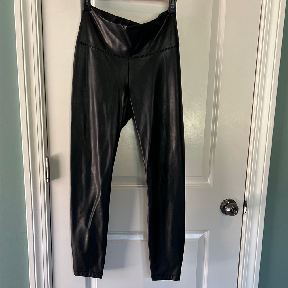 White House Black Market Black Leggings